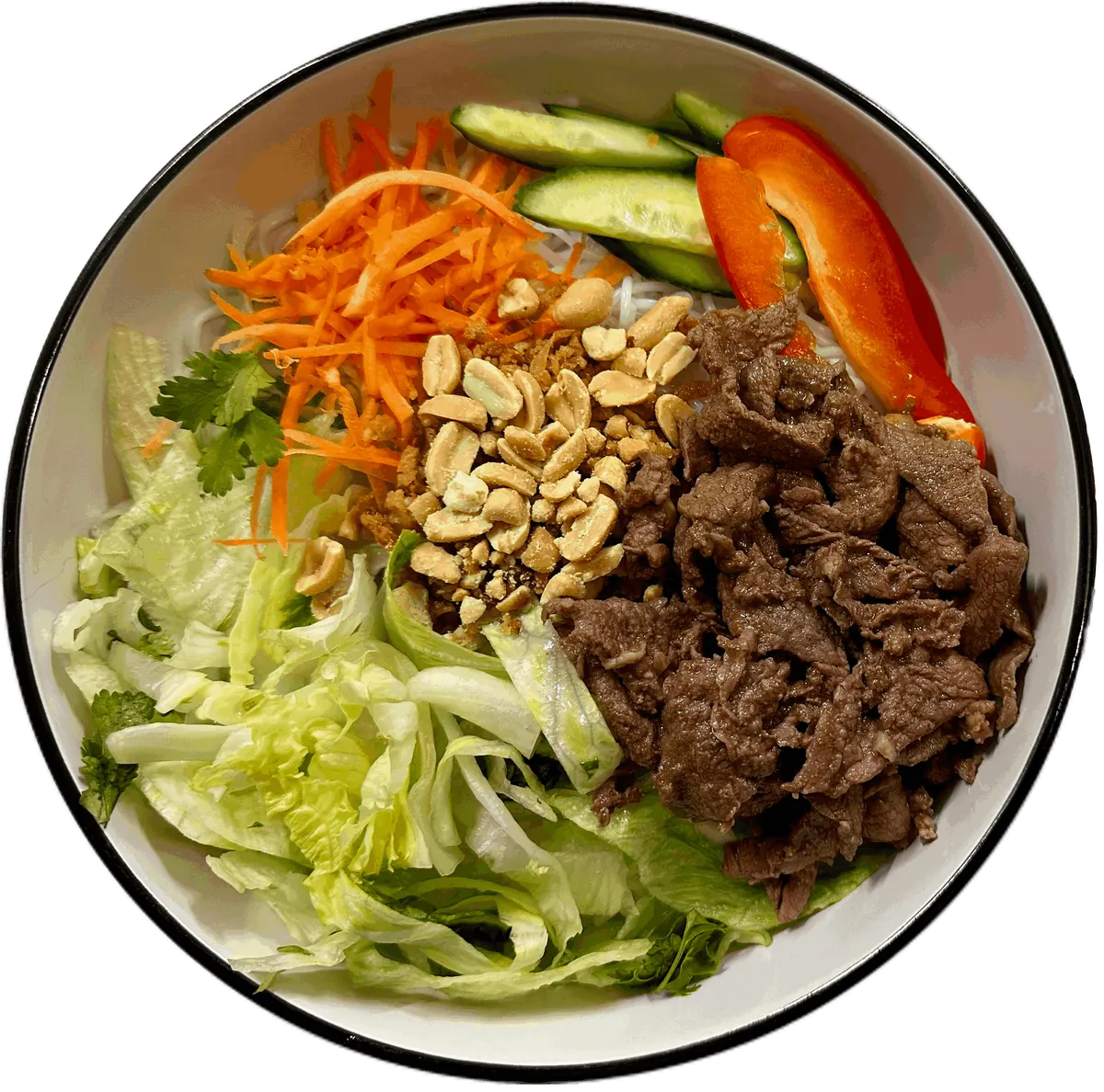 Bún bò Nam Bộ — rýžové nudle s hovězím, arašídy a čerstvou zeleninou
